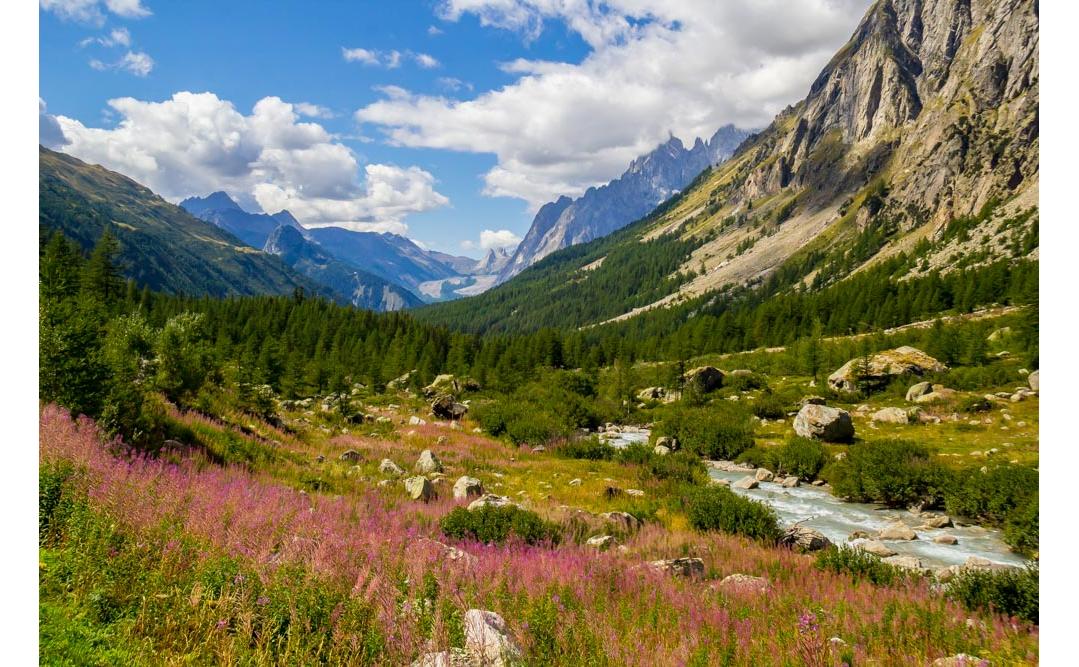 tour du mont blanc july weather